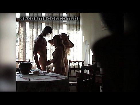 ❤️ دوستان سکس یک مرد غول پیکر و سه نفری را با او دعوت می کنند ❤️❌ پورنو vk در پورنو fa.yespornpics-com.ru ❌️